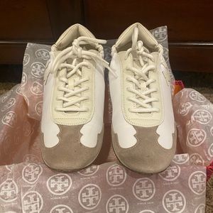 Tory Burch Sneaker